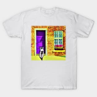 Cat at the door T-Shirt